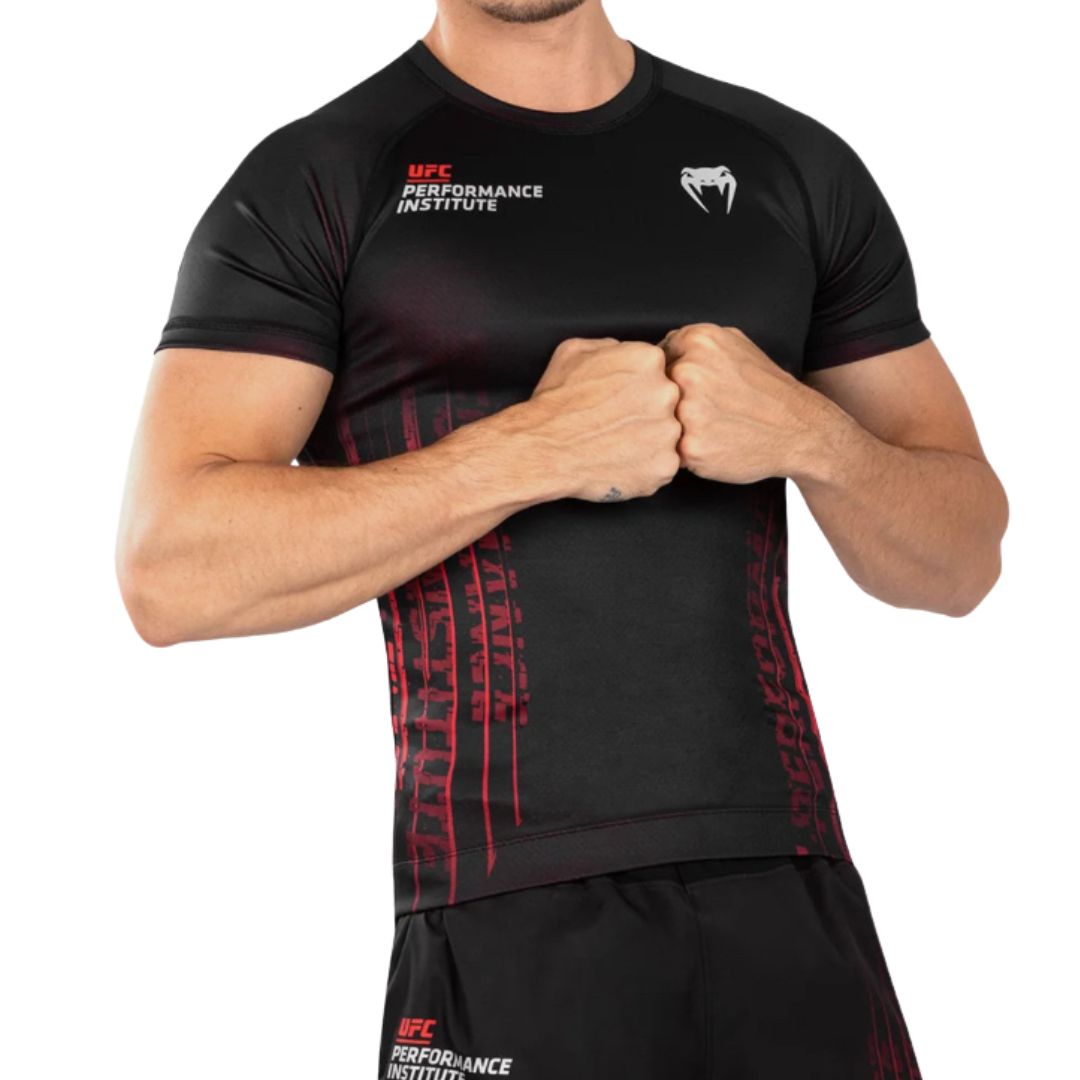 UFC Venum Performance Institute 2.0 Men’s T-Shirt -Red